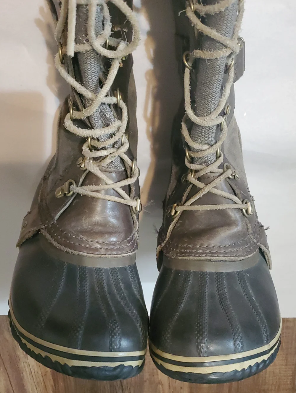 Sorel Conquest Carly Tall Waterproof Leather Lace-Up Winter Boots Size 8 Brown